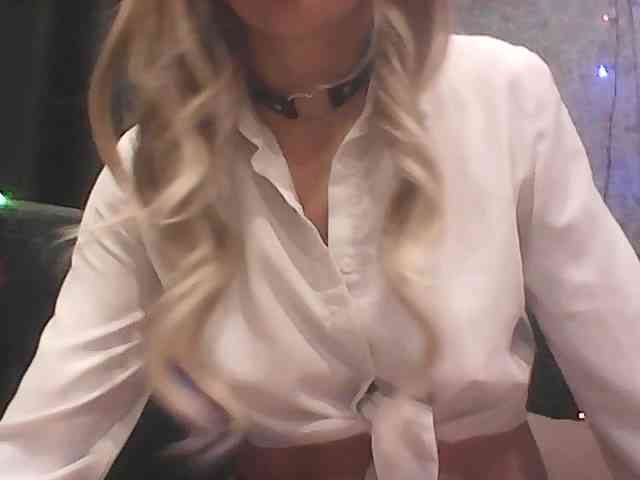 -Tasha webcam