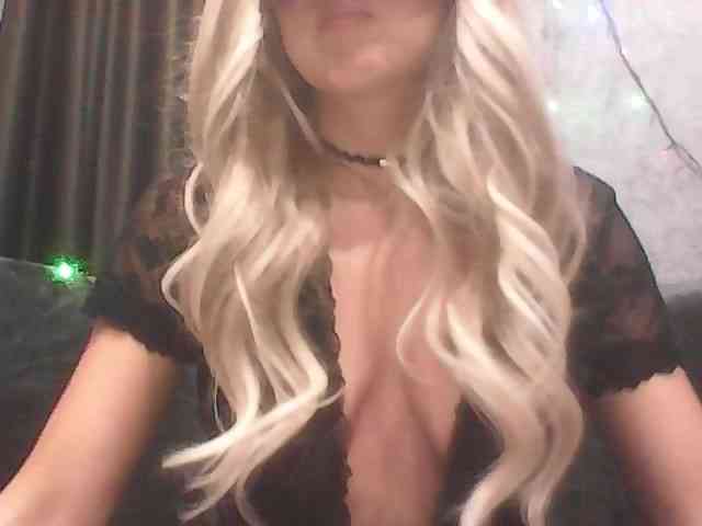 -Tasha webcam