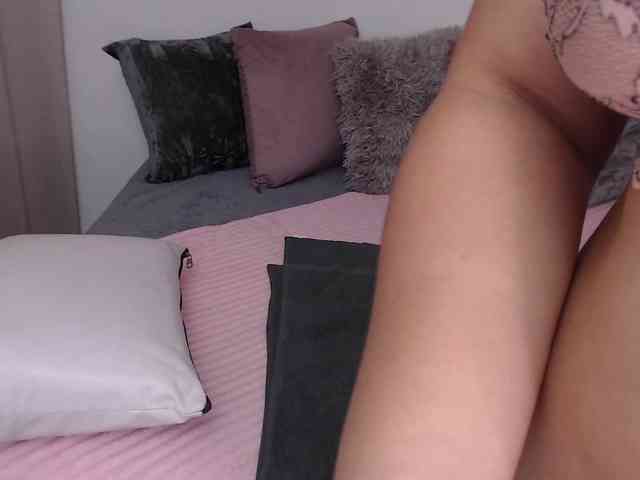 emilyclark webcam