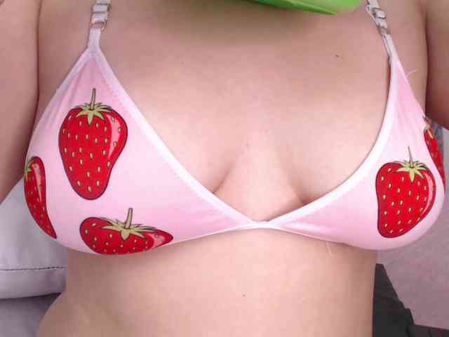 emilyclark webcam
