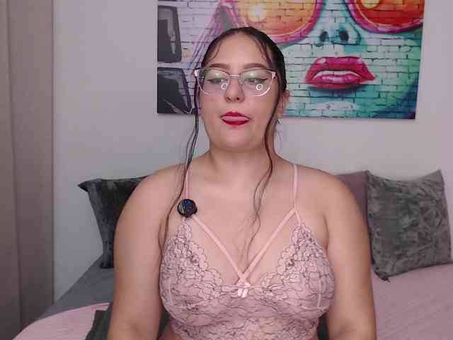 emilyclark webcam