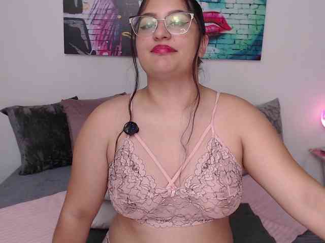 emilyclark webcam