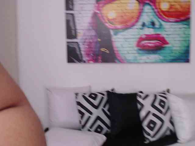 emilyclark webcam