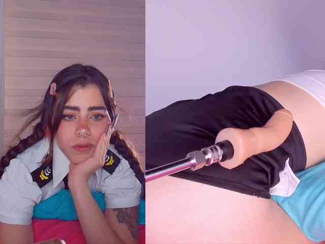 EmmaErotic webcam