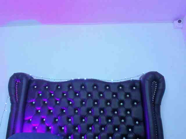 QueenLatina QueenLatina