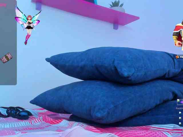 QueenLatina webcam