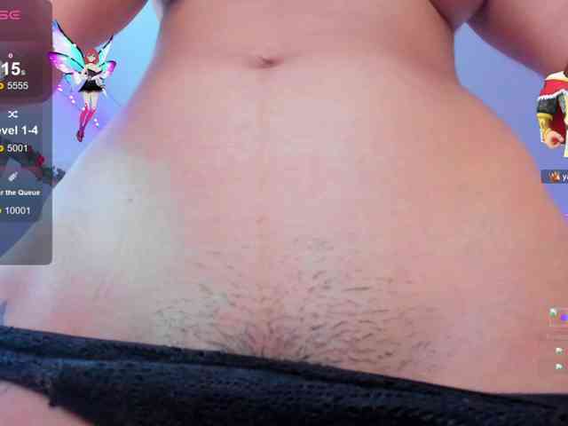 QueenLatina webcam