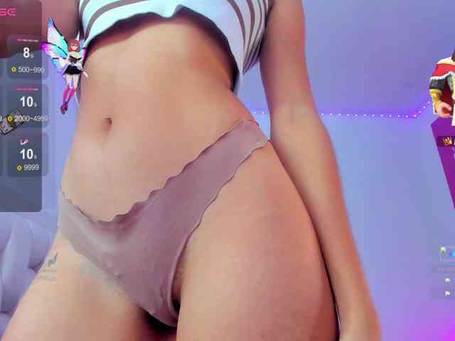 QueenLatina webcam
