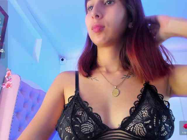 QueenLatina Live Webcam on BongaCams
