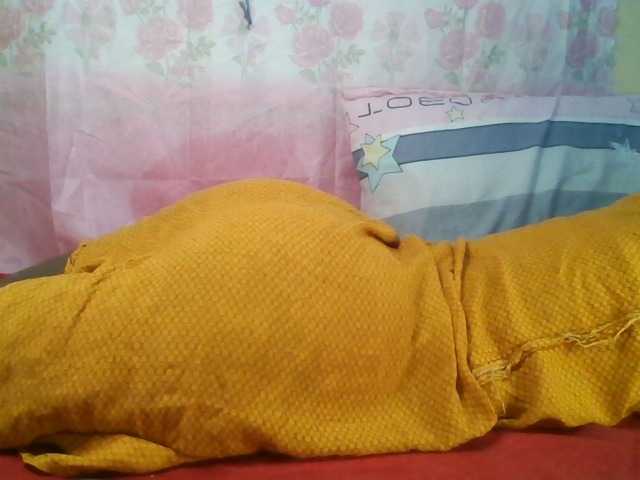 Hot-Sherry's BongaCams show and profile