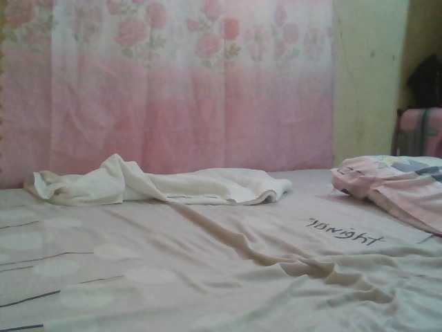 Hot-Sherry's BongaCams show and profile