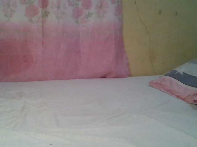 Hot-Sherry's BongaCams show and profile