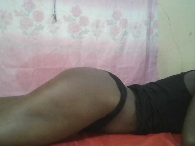 Hot-Sherry's BongaCams show and profile