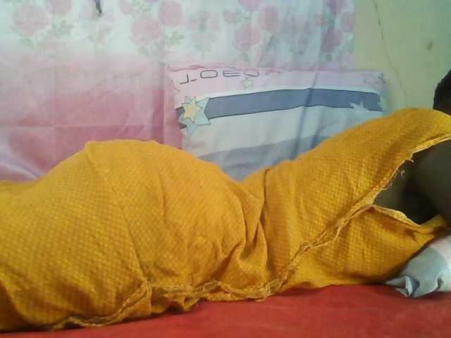 Hot-Sherry's BongaCams show and profile