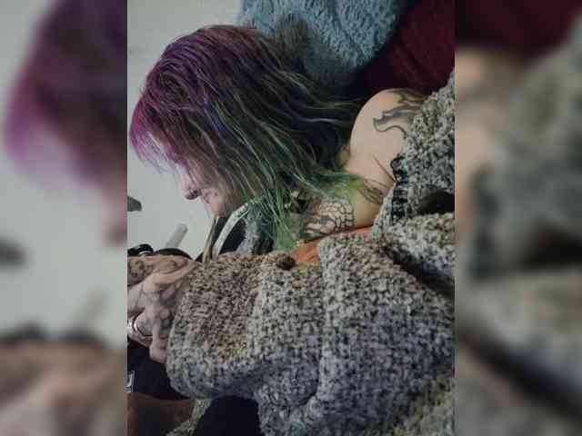 webcam show DevilynSloane