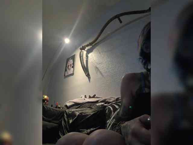 DevilynSloane webcam