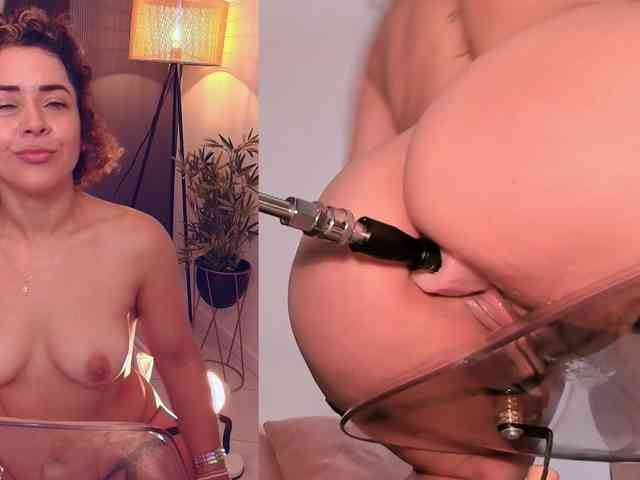 Mila-Moans webcam