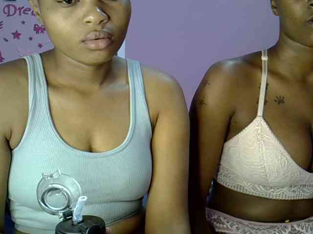 webcam porno live Sexxyezzyloves