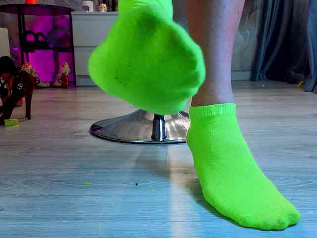 KrisHeels webcam