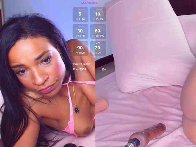 Ebony-Skye webcam