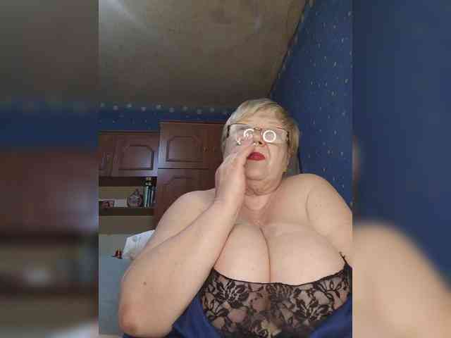 LettieXMagdalen webcam