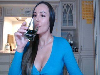 QWEENII Porn Show