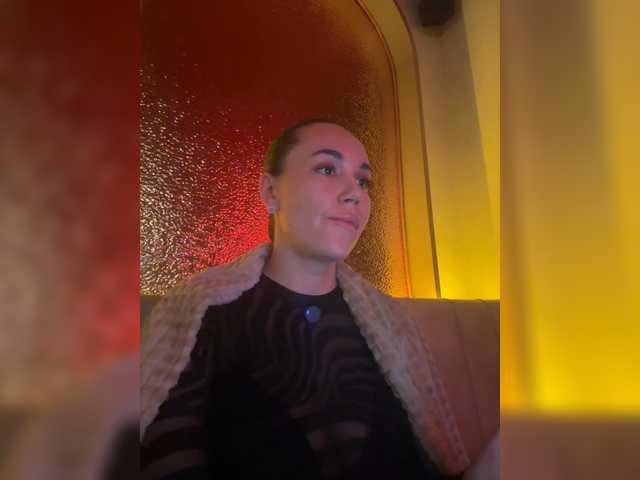 QWEENII's BongaCams show and profile