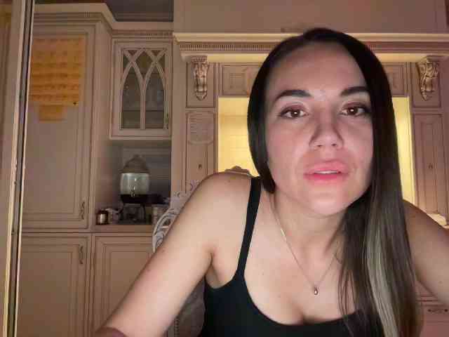 QWEENII webcam