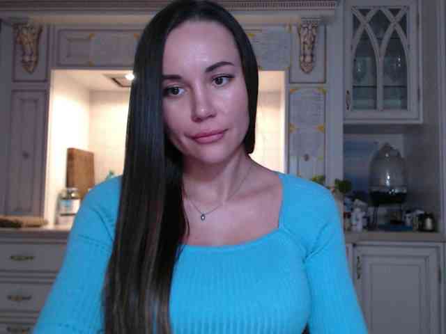 QWEENII webcam