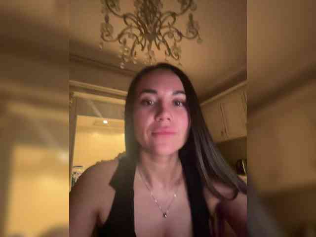 QWEENII webcam
