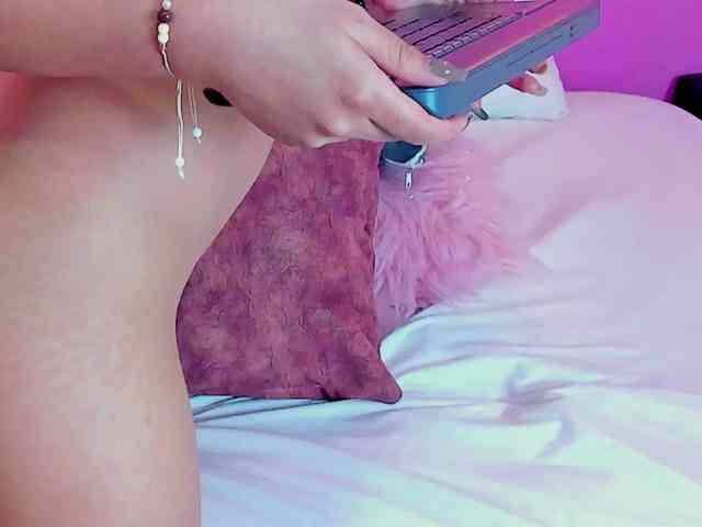 KattyWilliams webcam