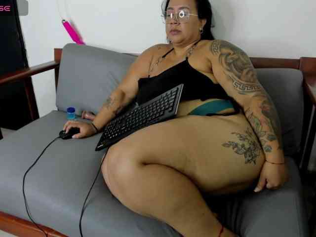latinaforbidden webcam