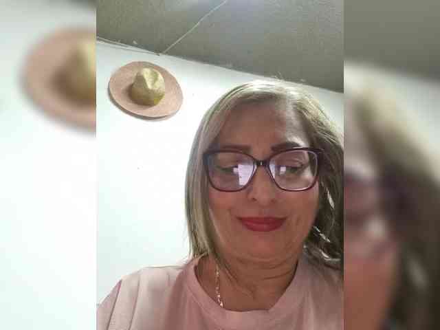 Group chat for 40 tokens, Privates for 60 89 tokens, Trimmed latina, Trimme..., Gilf Mature 4