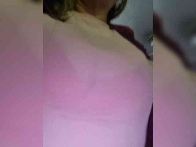 miatitsmature webcam