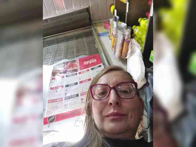 miatitsmature webcam