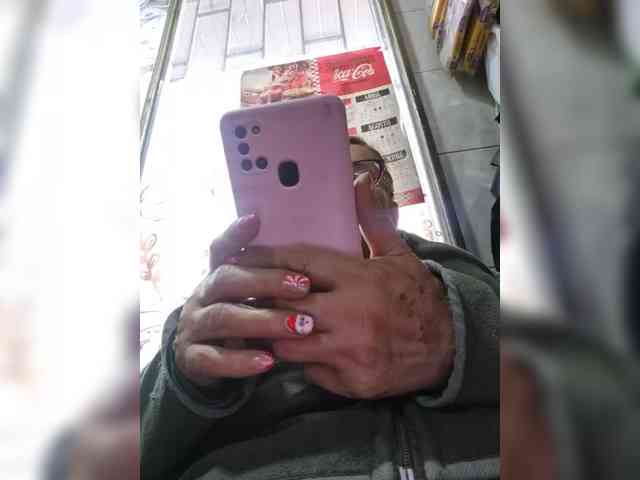 miatitsmature webcam