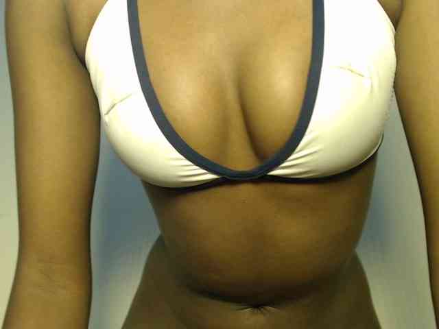 Tisha-amore webcam