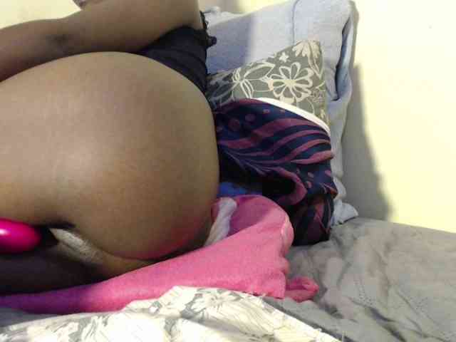 Tisha-amore webcam