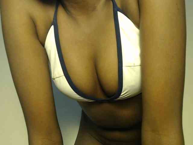 Tisha-amore webcam