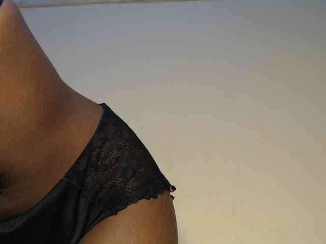 Tisha-amore webcam