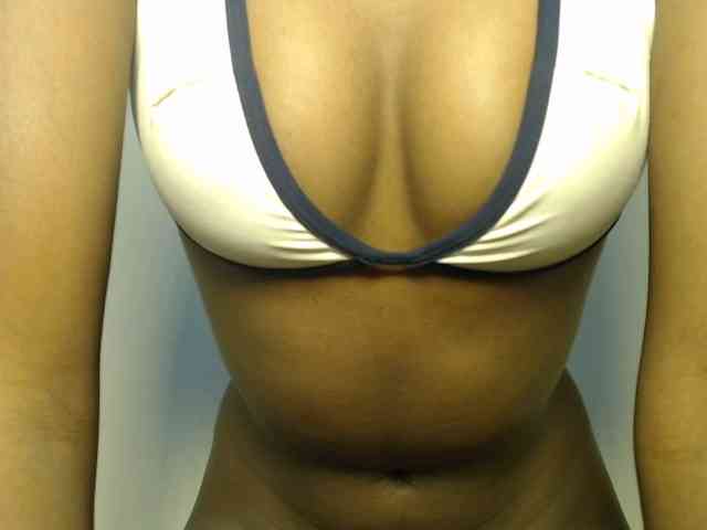 Tisha-amore webcam