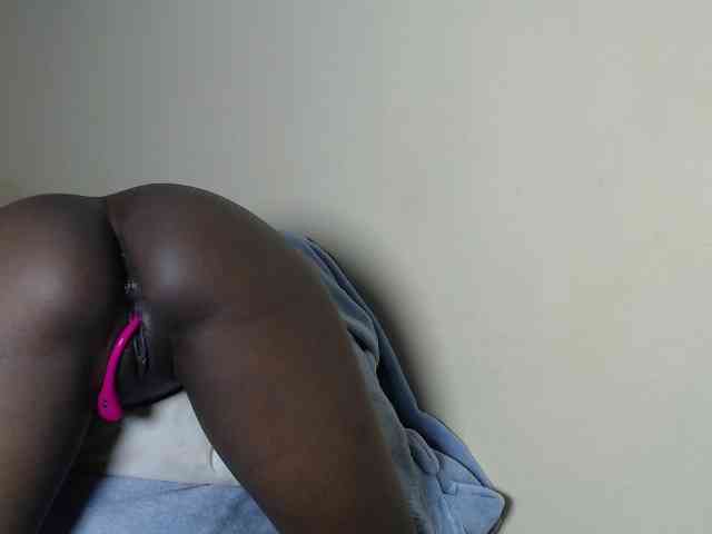 Tisha-amore webcam