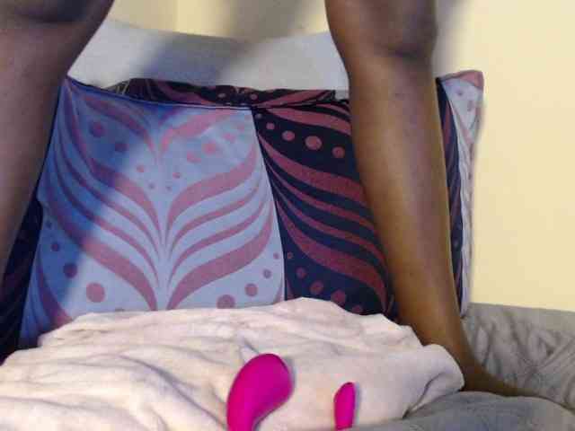 Tisha-amore webcam