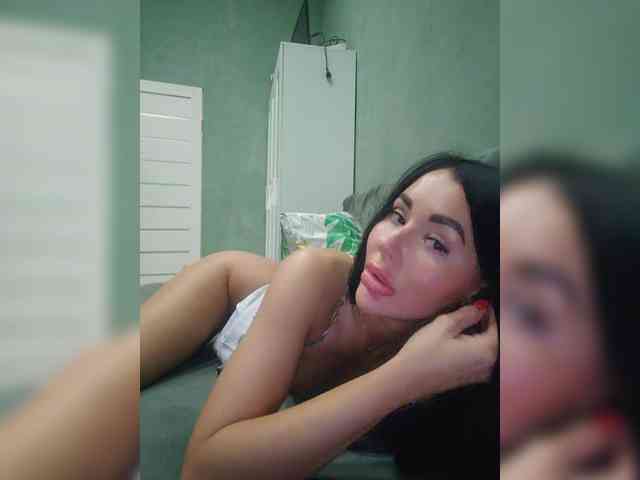 Zhuzha123 webcam