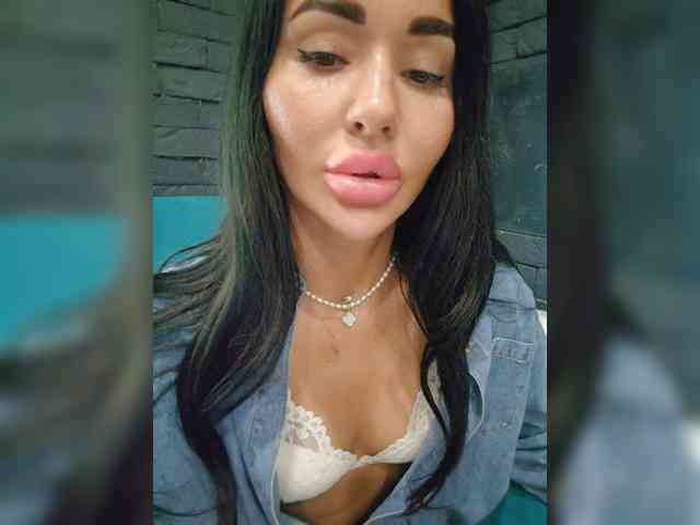 Zhuzha123 webcam