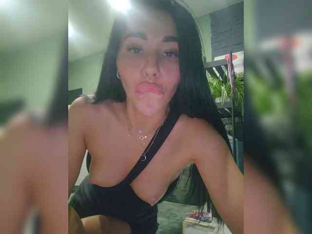 Zhuzha123 webcam