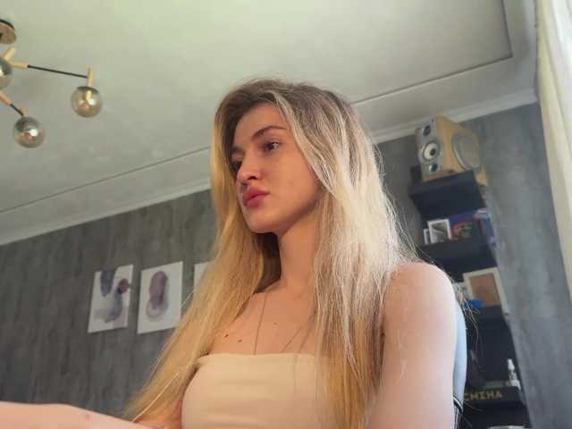  LilithTreasure chat room