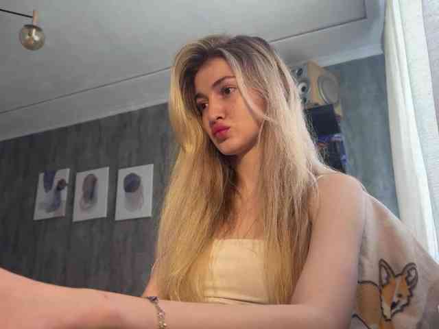 Lilith_Treasure webcam