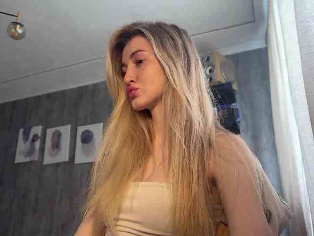 Lilith_Treasure webcam
