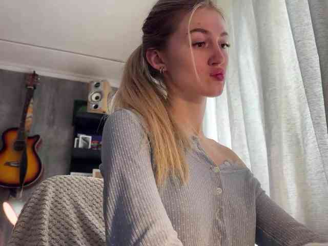 Lilith_Treasure webcam